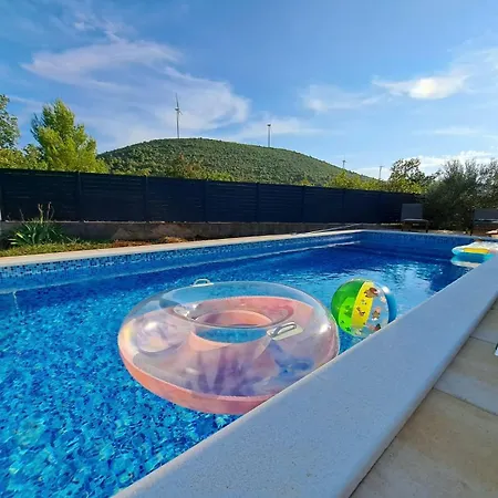Kuca Mustra Casa vacanze Gornji Seget