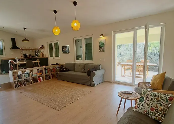 Kuca Mustra Tatil Evi Gornji Seget